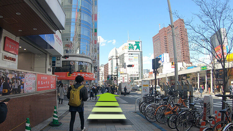 プリート新宿店への道順3:青梅街道の交差点方面へ直進